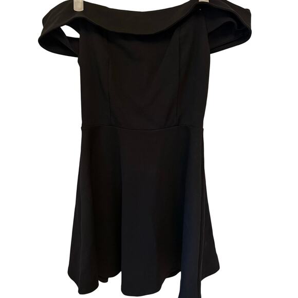 Lulus Season of Fun Black Off-the-Shoulder Skater Mini Dress womens Small - Picture 1 of 4
